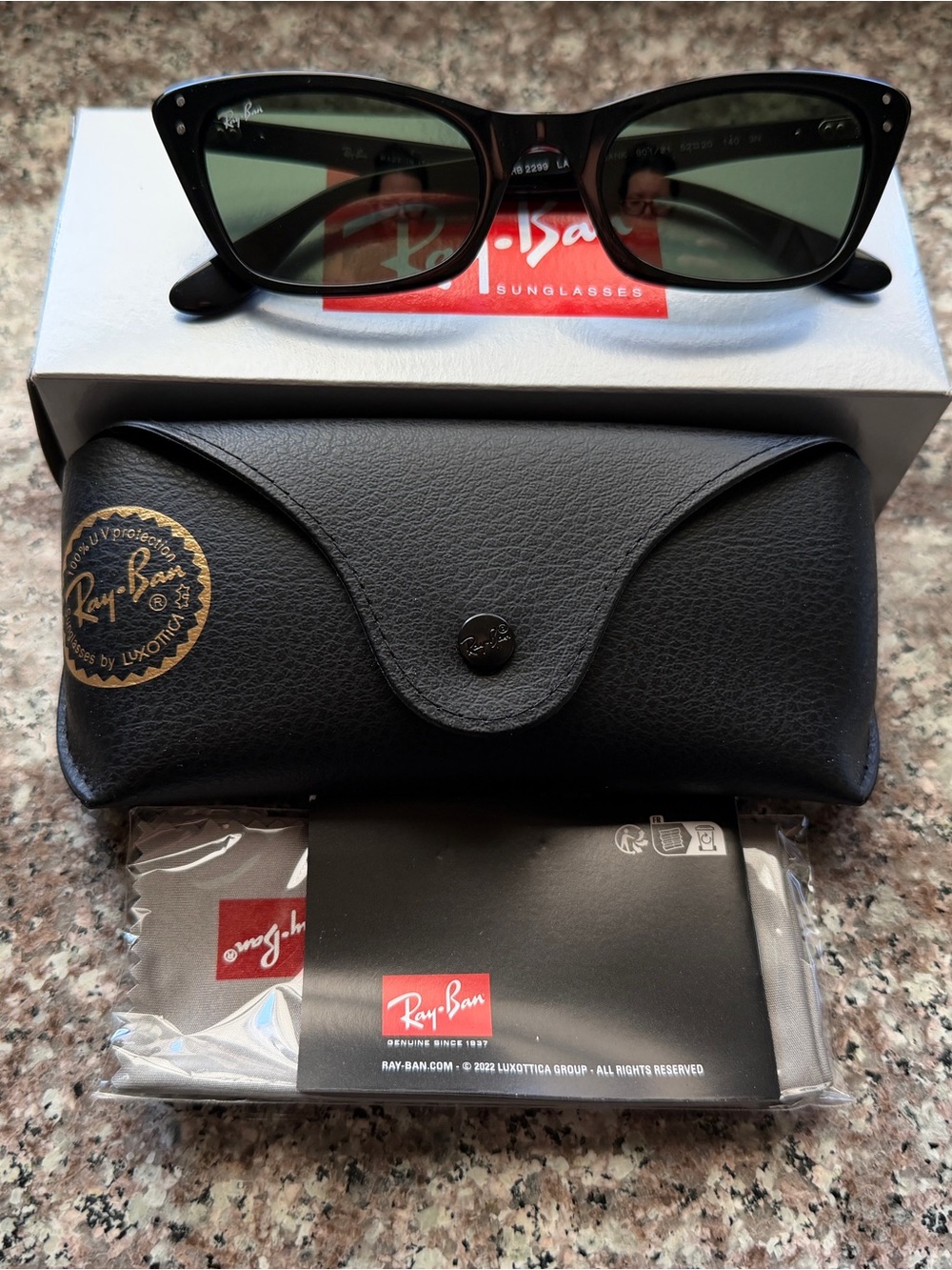 Lady Burbank Ray-Ban Black Cat-Eye Sunglasses